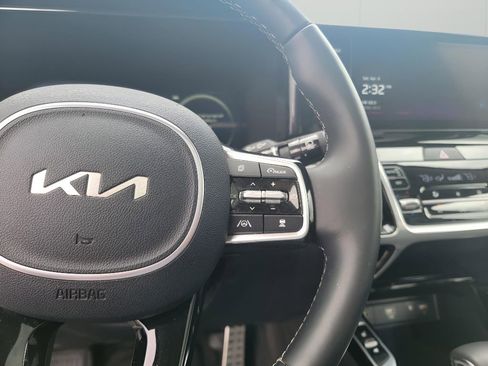 Used 2023 Kia Sorento SX image 16