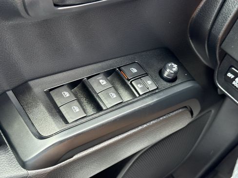 Used 2023 Toyota Tacoma SR AWD/4WD image 16