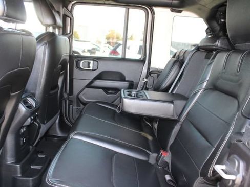 Used 2021 Jeep Wrangler Unlimited Sahara w/ Cold Weather Group AWD/4WD image 47