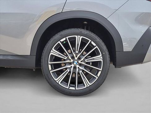 New 2027 BMW X2 xDrive28i AWD/4WD image 10