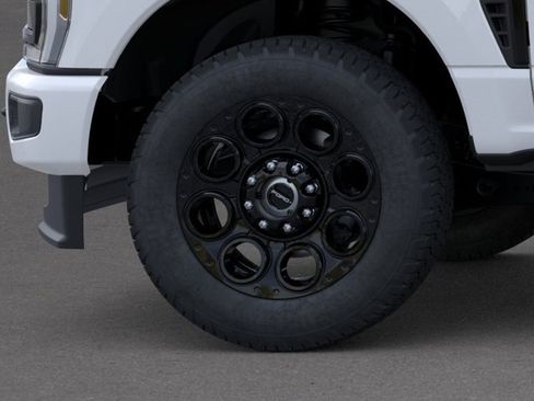 New 2026 Ford F250 XLT w/ XLT Premium Package AWD/4WD image 19