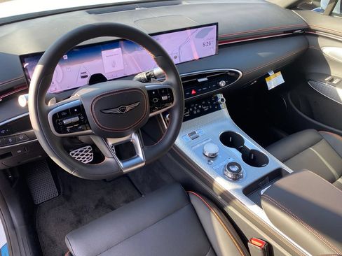 New 2026 Genesis GV70 2.5T Sport Prestige AWD/4WD image 31
