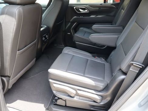 Used 2024 Chevrolet Tahoe LT RWD image 5
