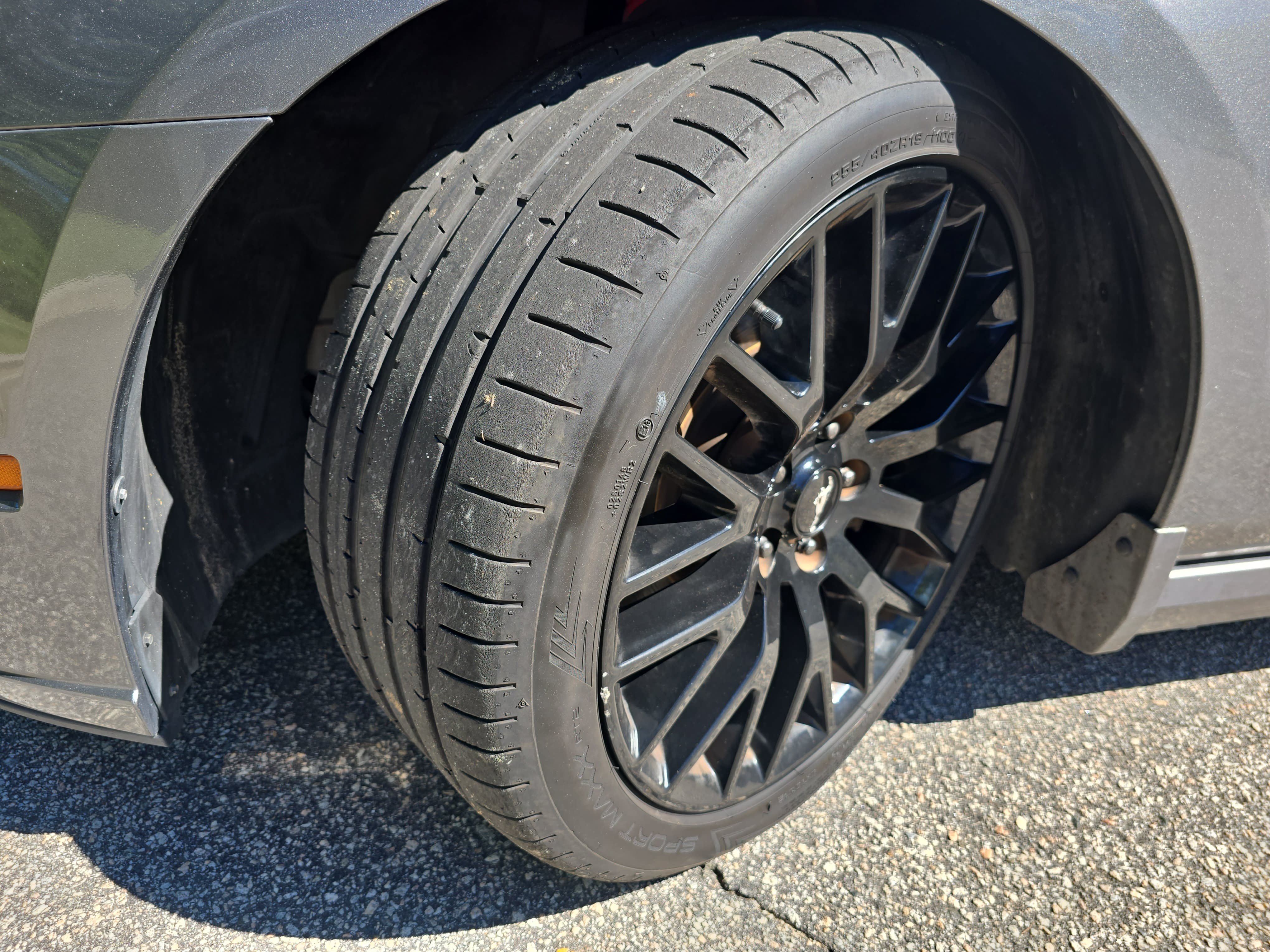 Used 2013 Ford Mustang GT Premium w/ Comfort Pkg RWD image 29