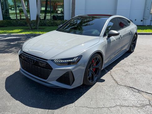 Used 2024 Audi RS 7 Performance image 10