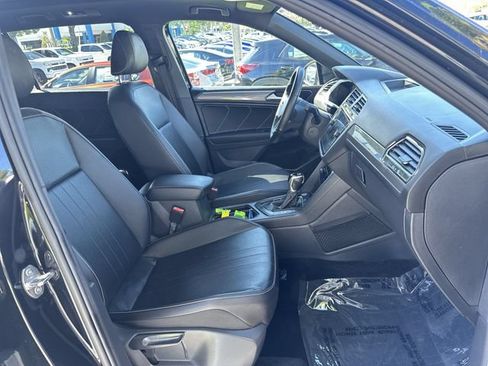 Used 2022 Volkswagen Tiguan SE R-Line FWD image 29