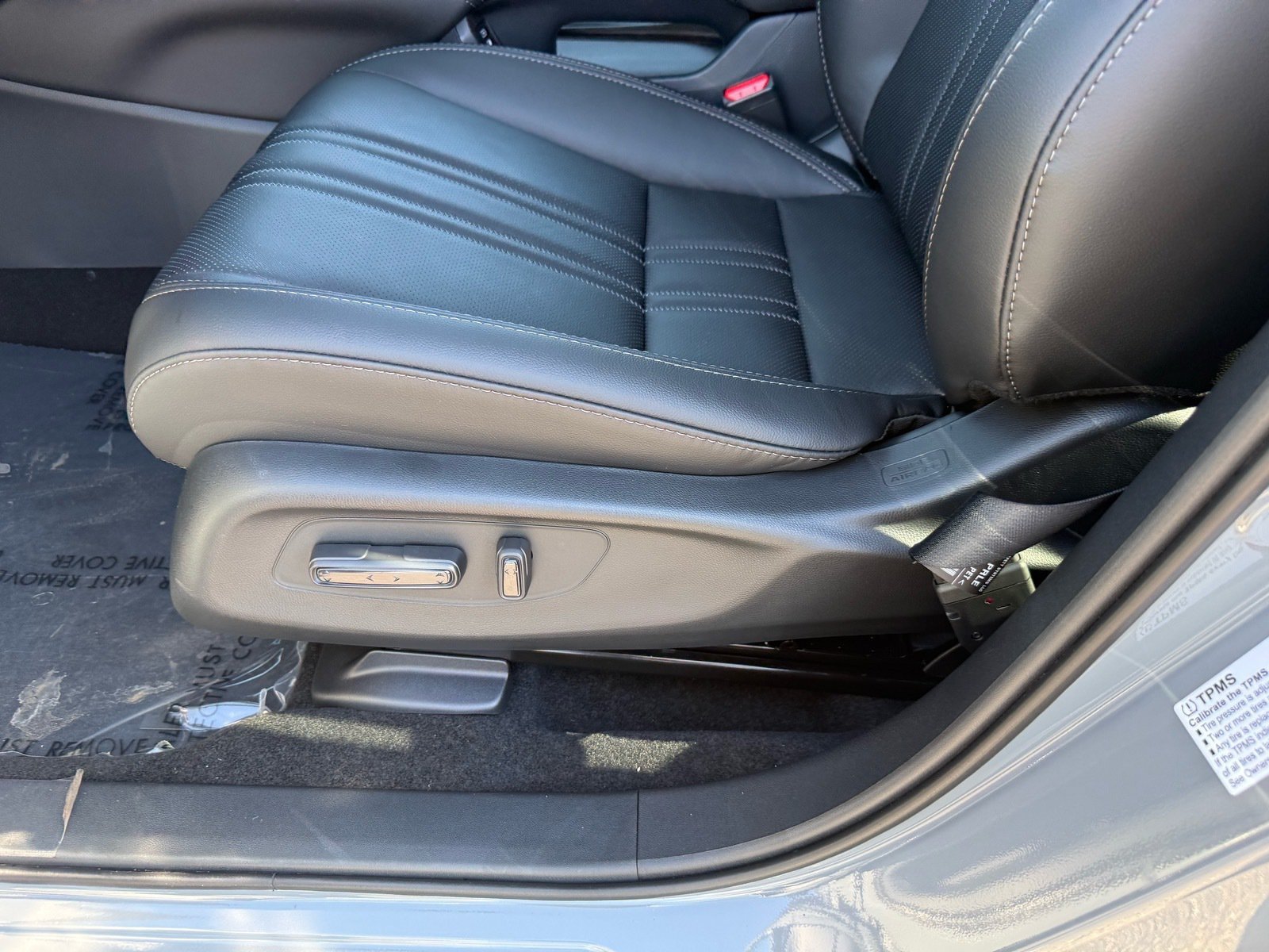 New 2027 Honda HR-V EX-L image 14