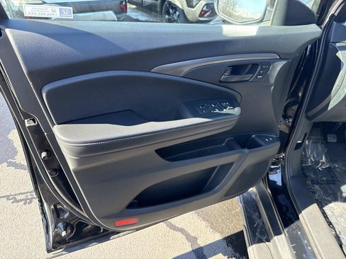 Used 2023 Honda Passport EX-L image 18