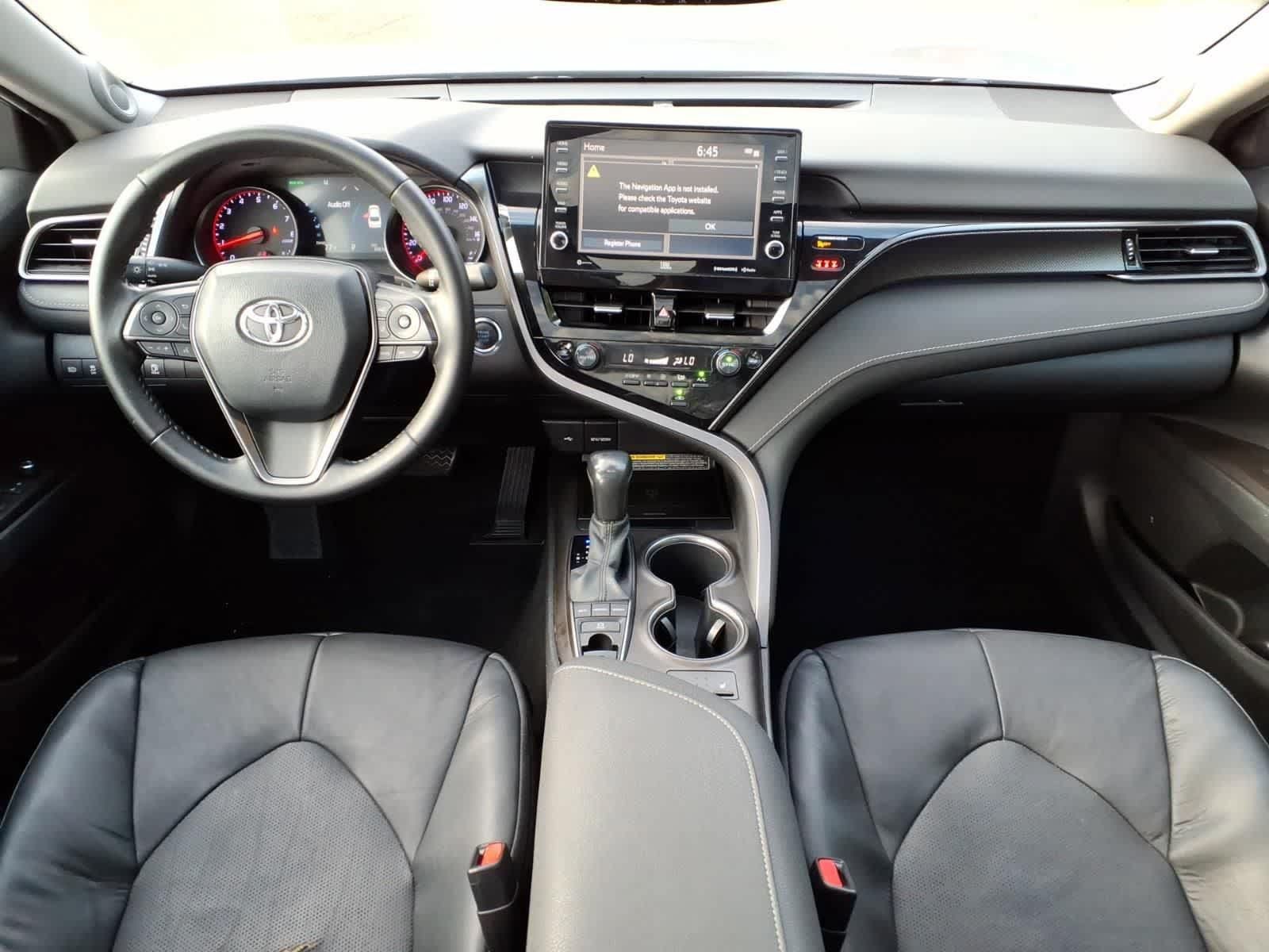 Used 2021 Toyota Camry XSE FWD image 10