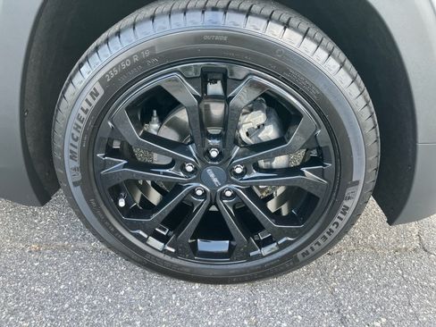 Used 2021 GMC Terrain SLT w/ Elevation Edition FWD image 29
