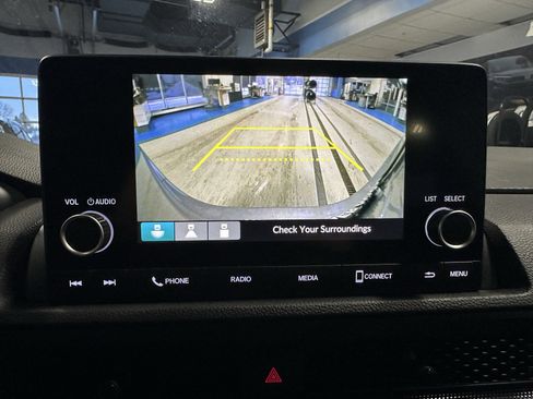 Used 2023 Honda CR-V EX image 12