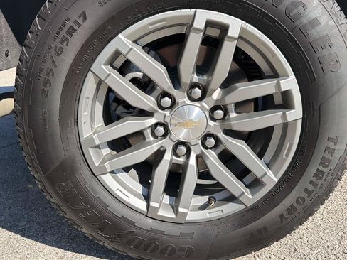 Used 2023 Chevrolet Colorado LT RWD image 19