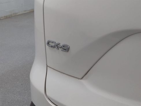 Used 2016 MAZDA CX-9 Touring image 18