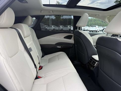 Used 2023 Lexus RX 350 w/ Accessory Package (Z1) AWD/4WD image 17