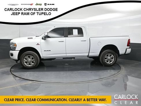 Used 2023 RAM 2500 Laramie AWD/4WD image 9