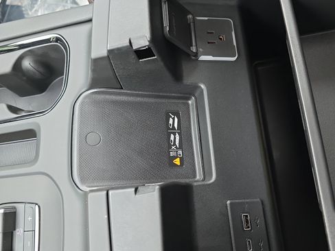 New 2026 GMC Sierra 2500 AT4 w/ Technology Package image 37