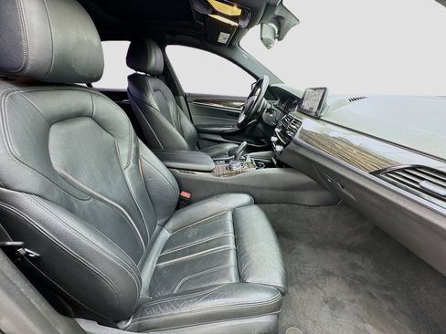 Used 2018 BMW 530e image 20