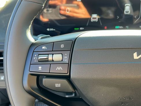 New 2025 Kia EV6 Light image 16