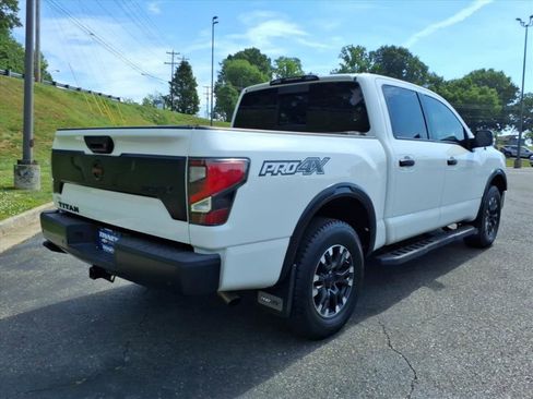 Used 2021 Nissan Titan PRO-4X w/ Pro-4x Convenience Package AWD/4WD image 4