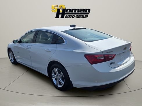 Used 2022 Chevrolet Malibu LS FWD image 3
