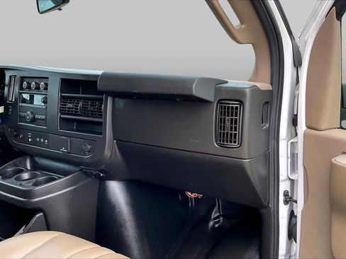 Used 2021 Chevrolet Express 2500 w/ Driver Convenience Package RWD image 15