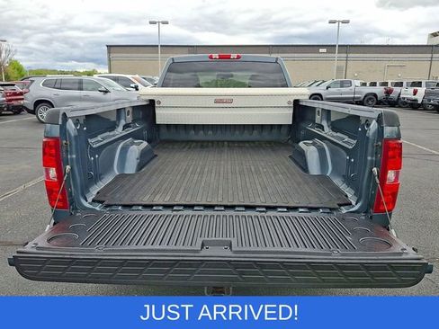 Used 2009 Chevrolet Silverado 1500 W/T AWD/4WD image 20