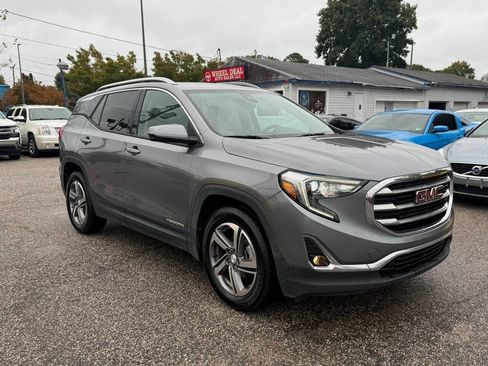 Used 2020 GMC Terrain SLT w/ Preferred Package FWD image 7
