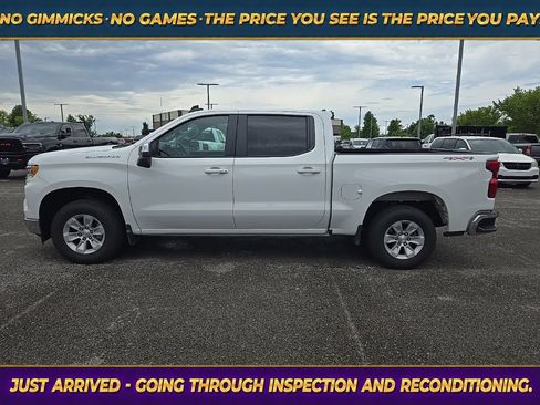 Used 2025 Chevrolet Silverado 1500 LT AWD/4WD image 4