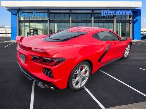 Used 2021 Chevrolet Corvette Stingray Premium Cpe w/ Z51 Performance Package image 2