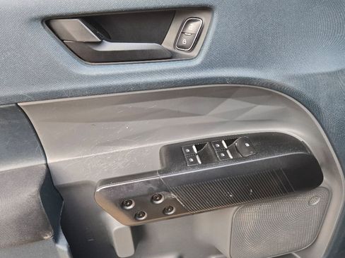 Used 2022 Ford Maverick XL image 5
