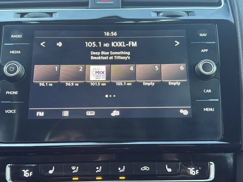 Used 2018 Volkswagen Golf R 4-Door AWD/4WD image 23