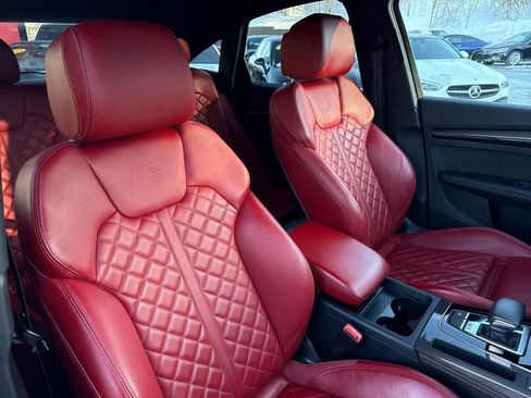 Used 2023 Audi SQ5 Premium Plus w/ Premium Plus Package image 39