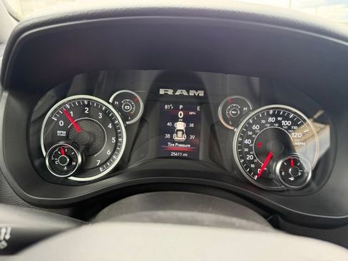 Used 2023 RAM 1500 Big Horn AWD/4WD image 23