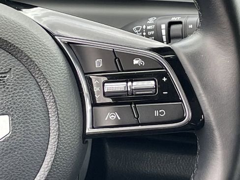 Used 2025 Kia Seltos S image 13