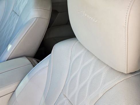 Used 2021 Buick Envision Avenir image 26