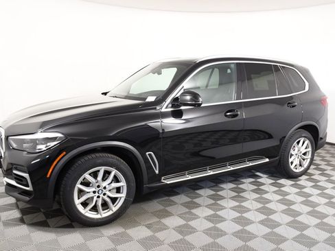 Used 2023 BMW X5 xDrive40i AWD/4WD image 2