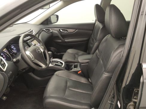Used 2016 Nissan Rogue SL FWD image 17