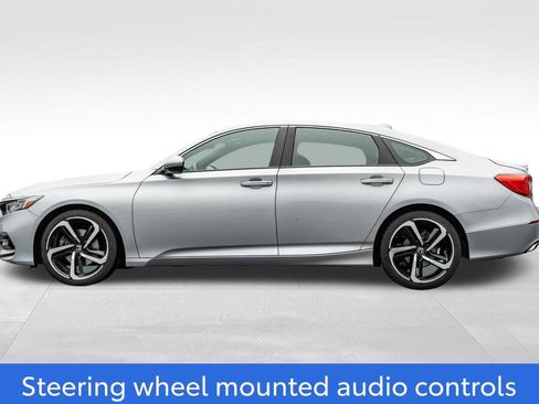 Used 2018 Honda Accord Sport image 4