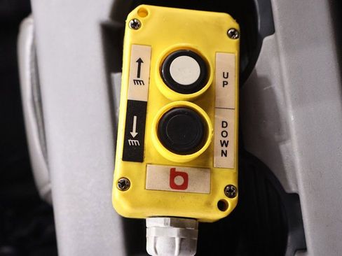 Certified 2017 Ford F550 4x4 Regular Cab Super Duty image 26