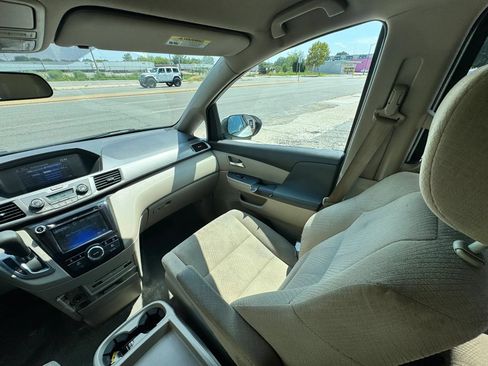 Used 2016 Honda Odyssey SE image 24