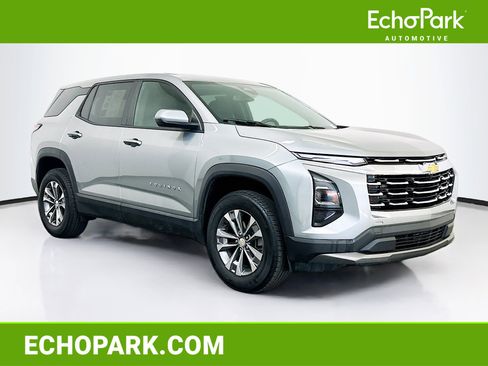 Used 2025 Chevrolet Equinox LT image 1