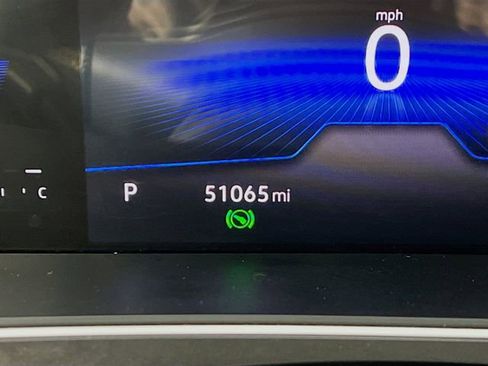 Used 2024 Volkswagen Tiguan SE image 15