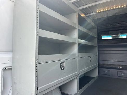 Used 2023 Mercedes-Benz Sprinter 2500 image 17