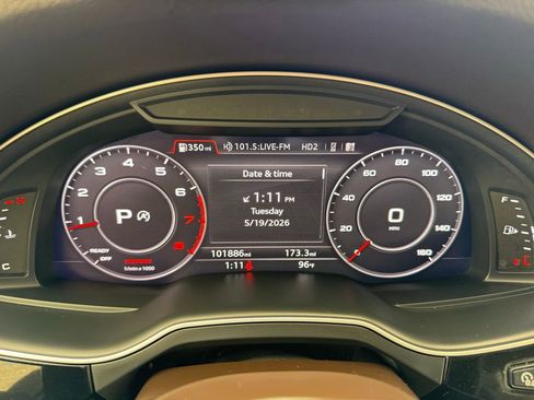 Used 2018 Audi Q7 3.0T Prestige AWD/4WD image 16