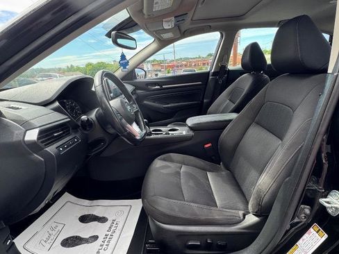 Used 2019 Nissan Altima 2.5 SV FWD image 14