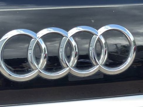Used 2020 Audi Q7 3.0T Premium Plus AWD/4WD image 31