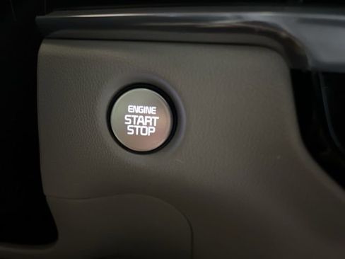 Used 2025 Kia Sorento SX Prestige image 38