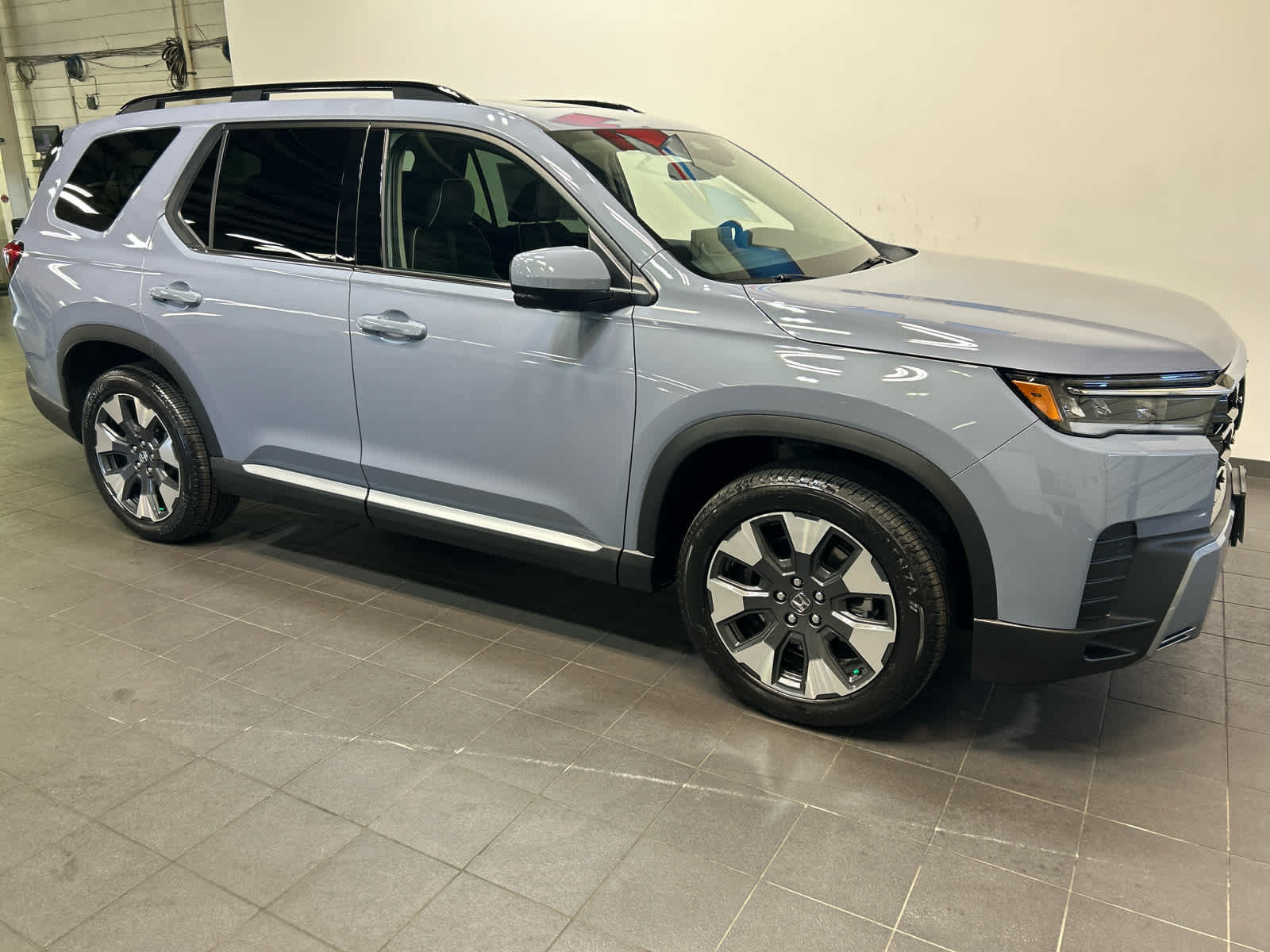 New 2026 Honda Pilot Elite image 2