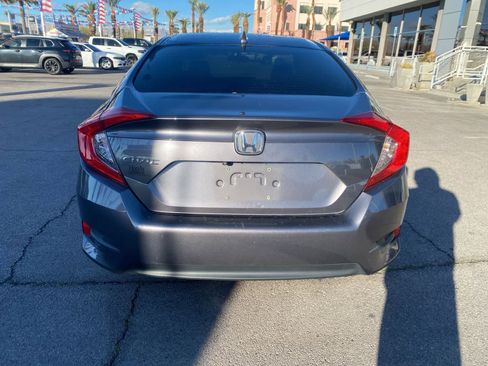 Used 2017 Honda Civic EX image 8