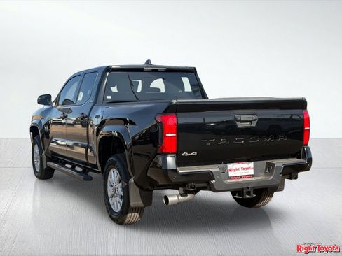 New 2026 Toyota Tacoma SR5 AWD/4WD image 4